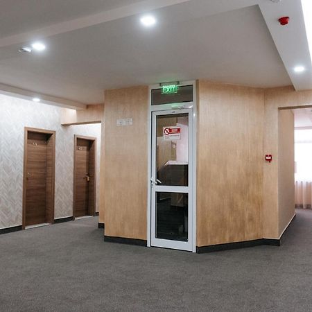 Hotel Tundzha - Renovated! Jamboł Zewnętrze zdjęcie